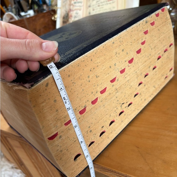 1942 HUGE Vintage Webster's Twentieth Anniversary Dictionary - Picture 15 of 16